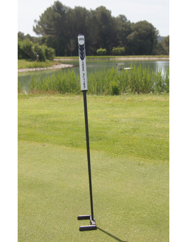 IL TIENT DEBOUT !! - 80% du poids total ' 575 g) est dans la tête - Shaft Flex X - 60% carbone - Lie 72-73° +-1°